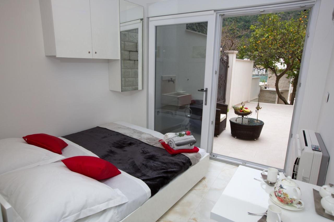 Arion Villa *